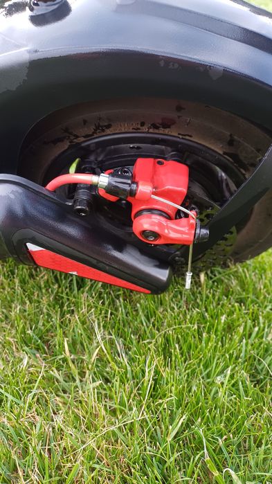 Japońska hulajnoga elektryczna SHARP EM KS4ceu b czarna