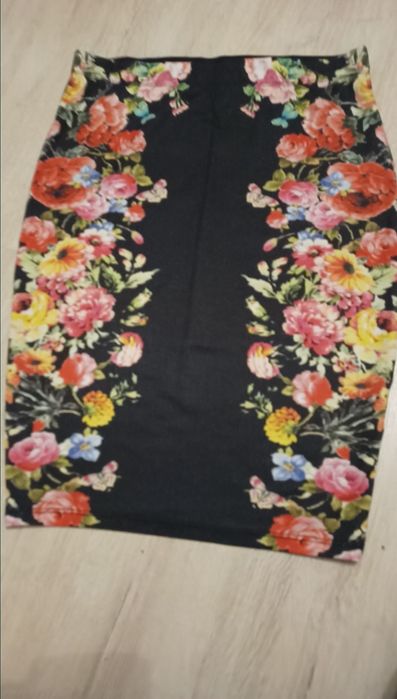 Spódnica ołówkowa