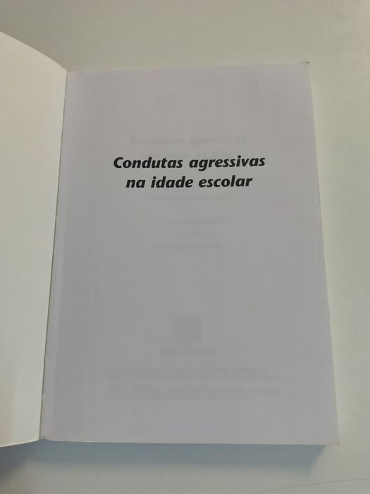 Condutas agressivas na idade escolar, de Fuensanta Cerezo Ramírez