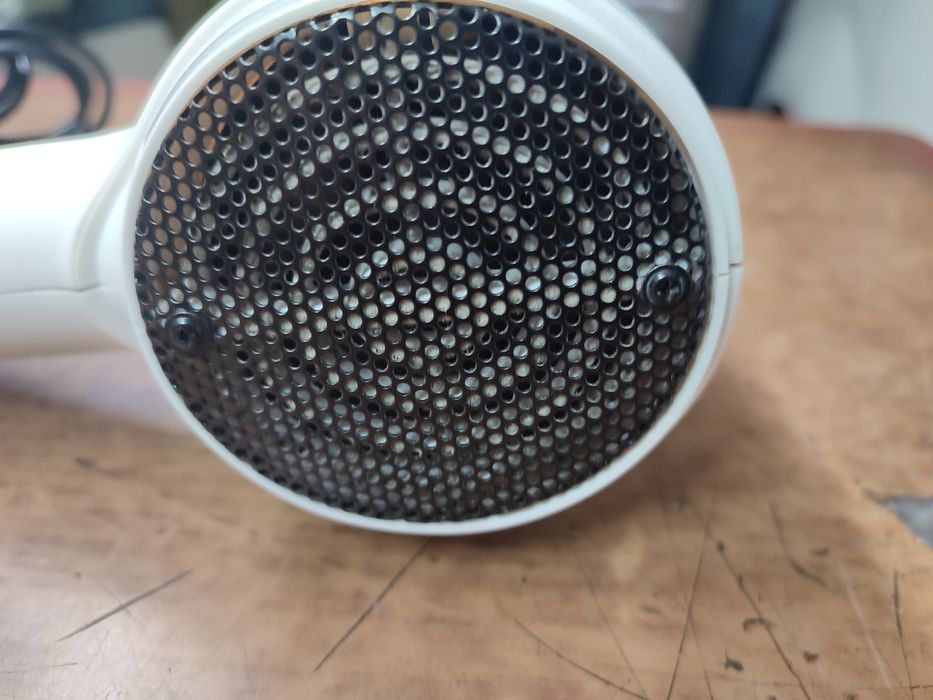 Фен для сушіння волосся 2000W Remington