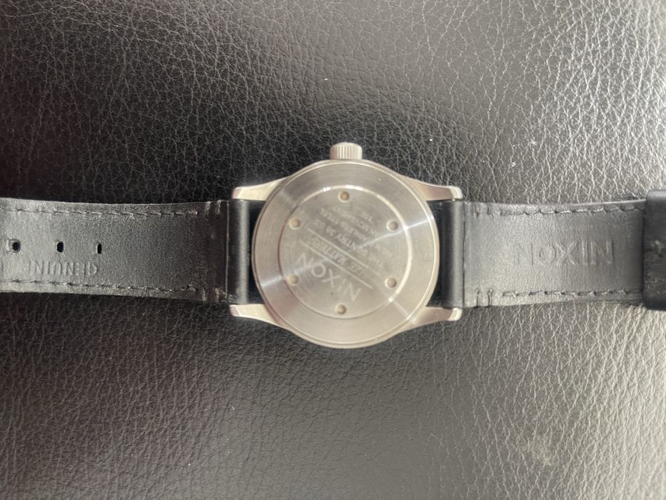 Relógio Nixon the sentry 36 rose gold