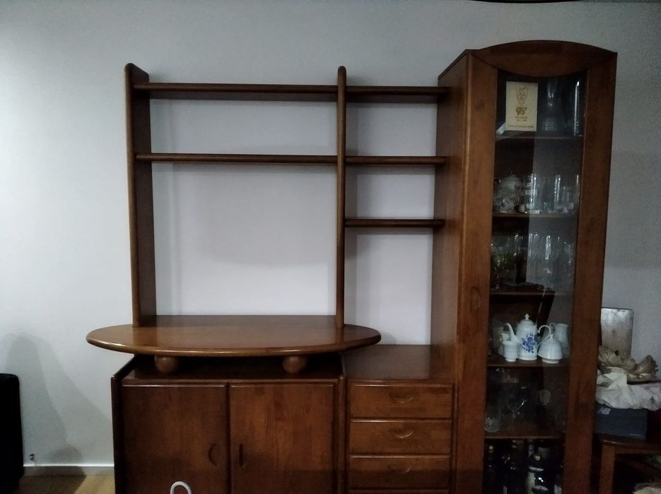 Móvel de Sala em pinho maciço