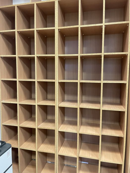 Regały za darmo oddam