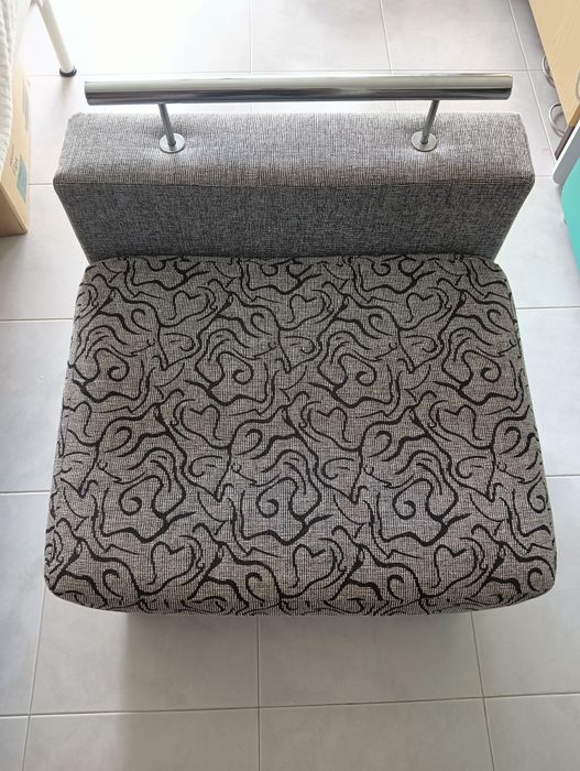 Vendo cadeirão em muito bom estado.