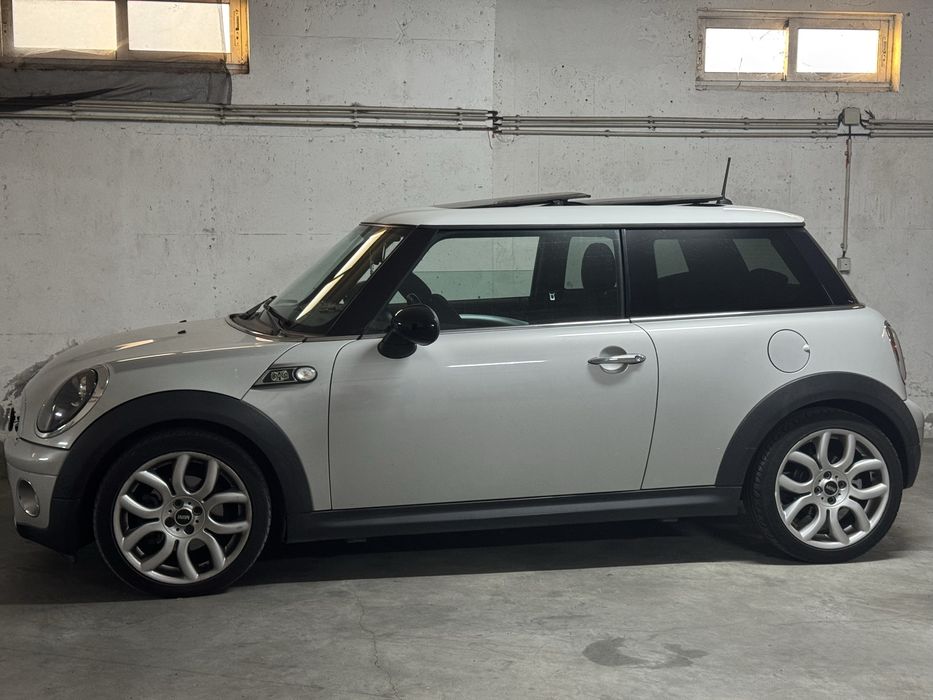 Mini Cooper  1.6 D Mayfair 50 (2010)