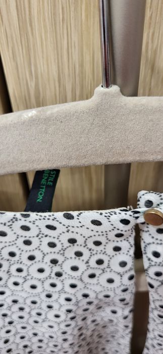 Sprzedam sukienkę Benetton
