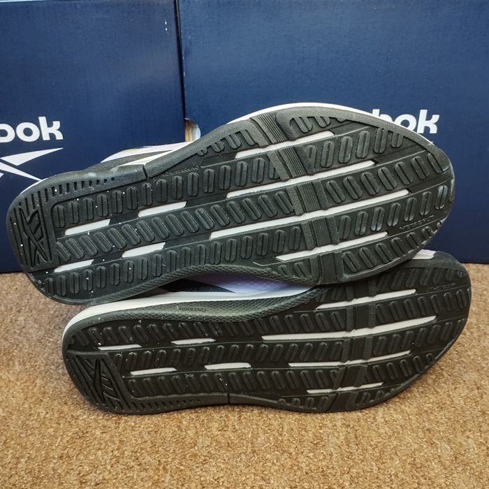 38. Кросівки універсальні Reebok Nanoflex adventure tr
