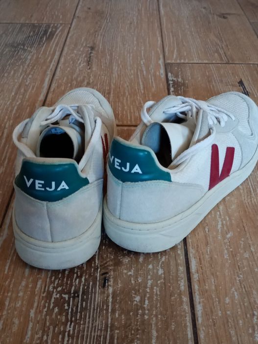 шкіряні кеди кросівки VEJA