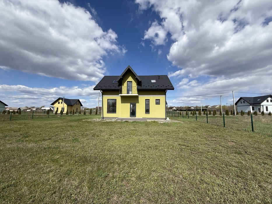 Продаж будинку у Пилиповичах на 9 сотках, закрите КМ