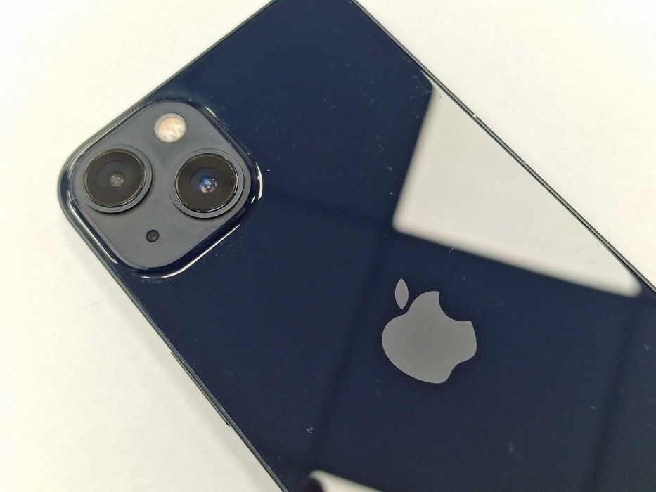 Iphone 13 128GB/ Midnight/ Bat 79%/ Grade A-/ Gwarancja + ładowarka