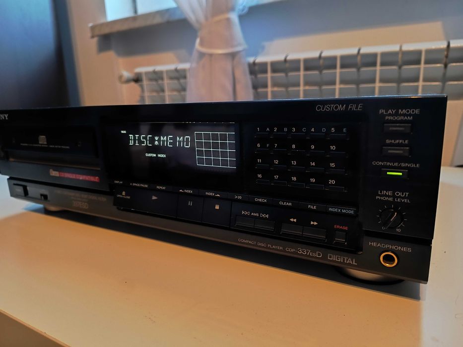 Sony CDP-337 ESD + pilot