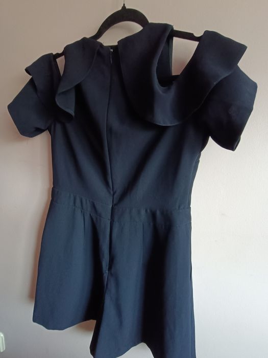 Kombinezon Krótki Letni Elegancki Odkryte Ramiona  Top Shop 40