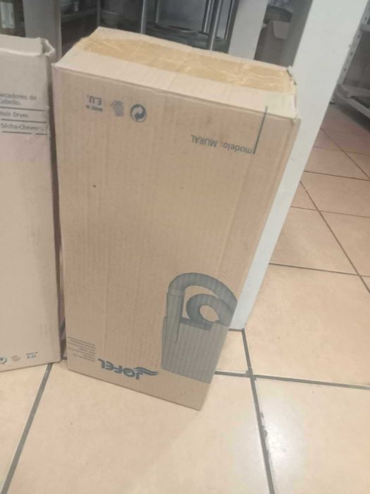 Secador de cabelo de parede marca Jofel novo