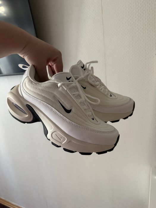 Жіночі кросівки Nike Air Max Portal White