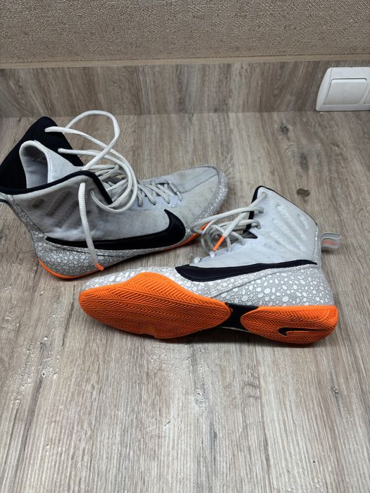 Борцовки Nike machomai 41-42розмір Оригінал бу