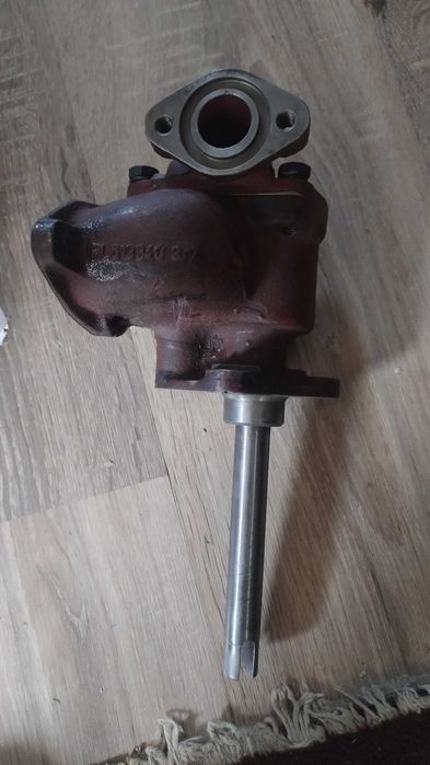 Pompa olejowa , retro PRL  sw680