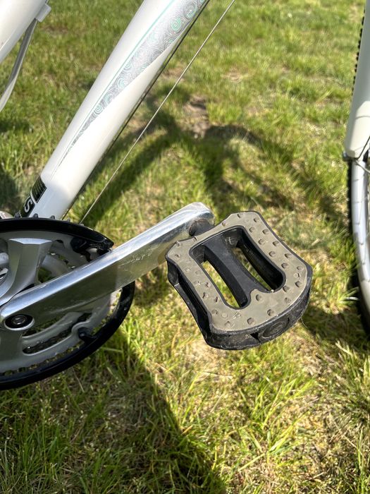 Rower damski Giant Sedona