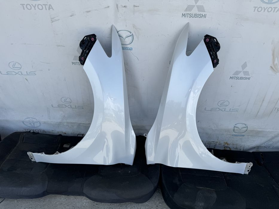 Крило переднє ліве праве Toyota Camry 70 2019-24р