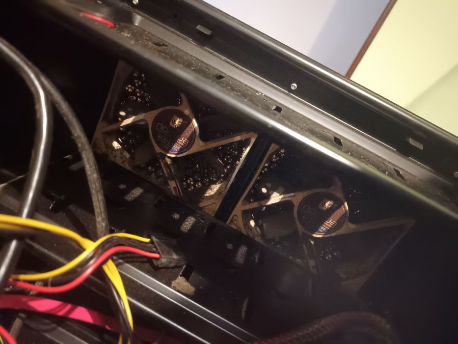 Komputer stacjonarny