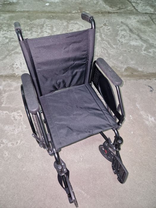 Cadeira de Rodas  Nova