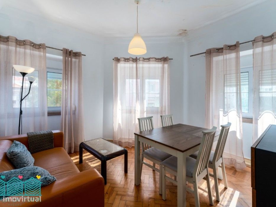 Apartamento T2 com vista para Monsanto
