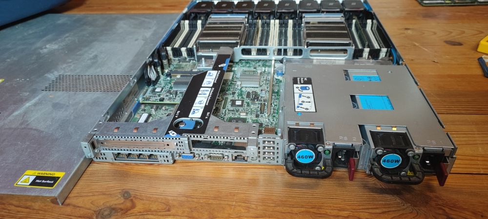 Сервер HP ProLiant DL360p Gen8