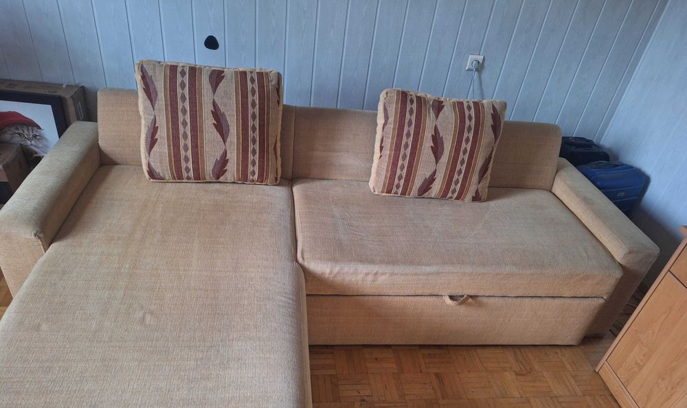 Biurko, stan idealny za darmo plus kanapa