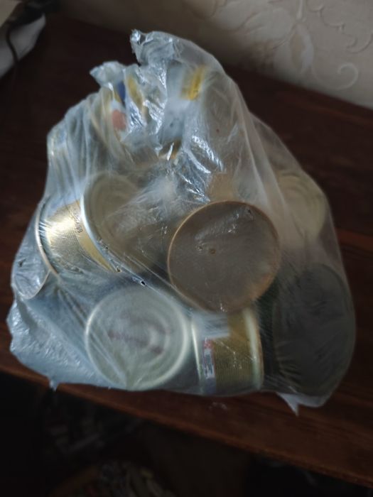 Консервні банки для свічок