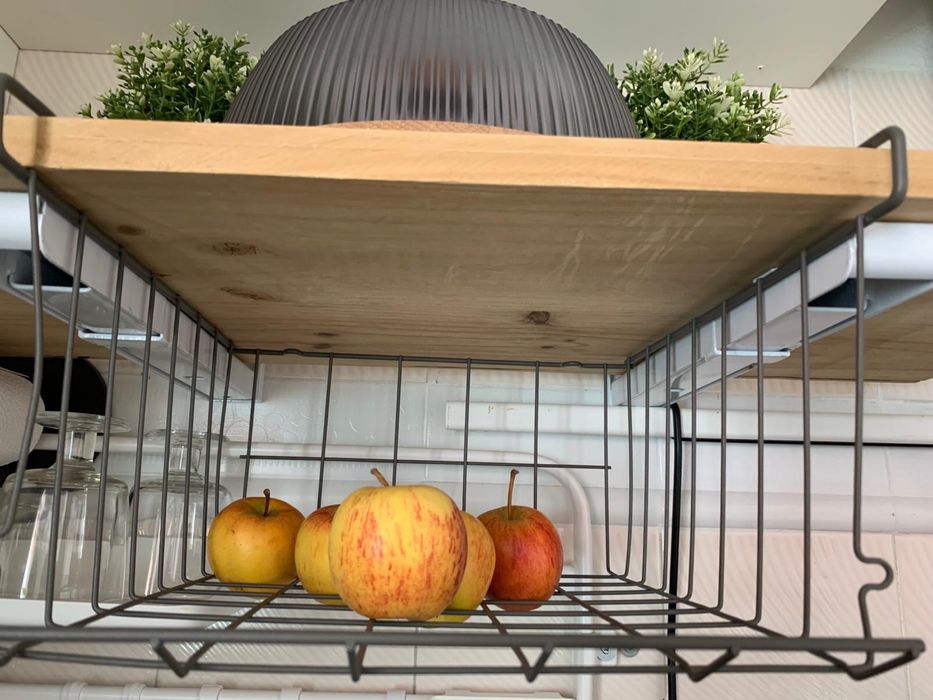Cesto pendurar prateleira, castanho acinzentado, do ikea “OBSERVATÖR”. NOVO.