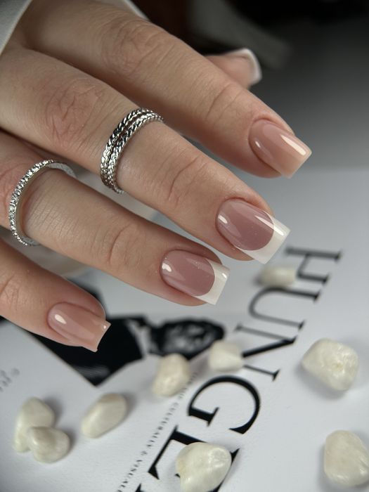 Манікюр, педикюр