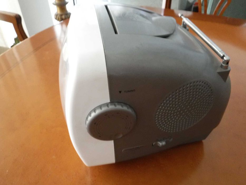 Televisão - Mini TV a pilhas decorativa