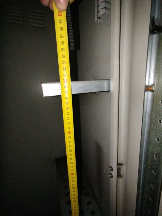 Sprzedam szafę stalową "elektryczną"