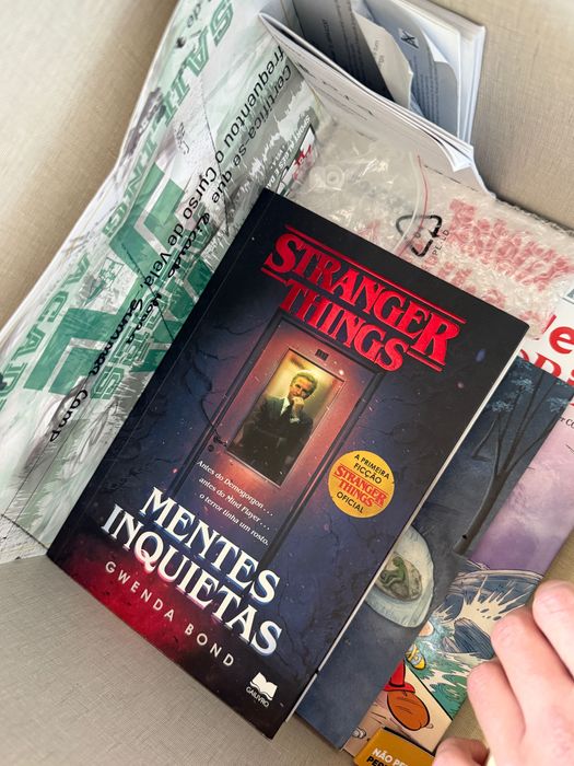 Livros variados, pequenos, infanties LER+ plano nacional de leitura