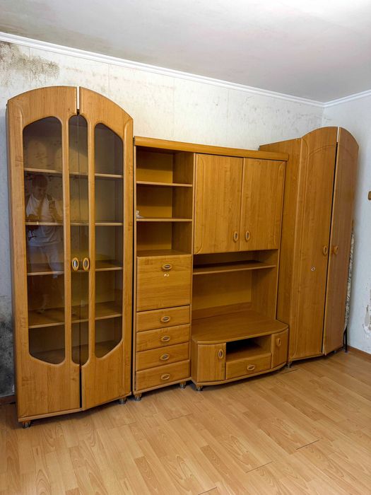 Продам стенку для комнаты