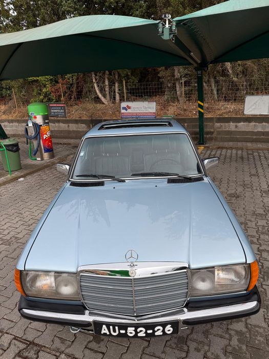 Mercedes  Benz w123 300d
