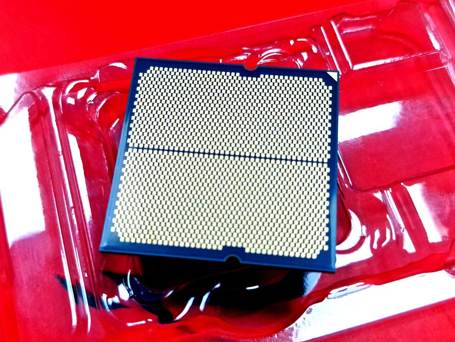 AMD Ryzen 5 7500X3D (6 ядер / 12 потоки) AM5