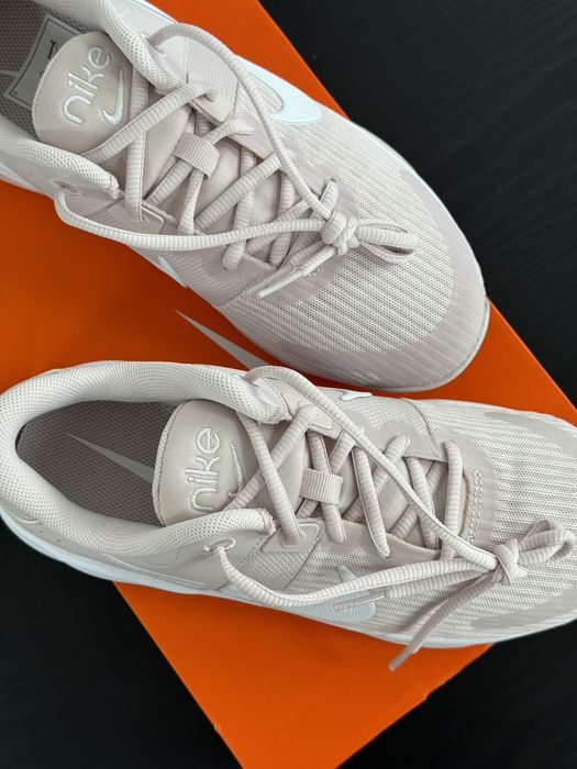 Nike Zoom Bella 6