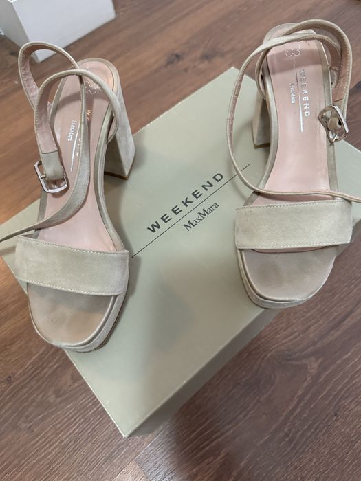 Босоножки замшевие Weekend MaxMara