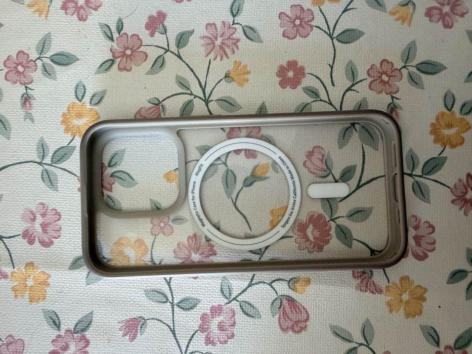Capa spigen iphone 15 pro