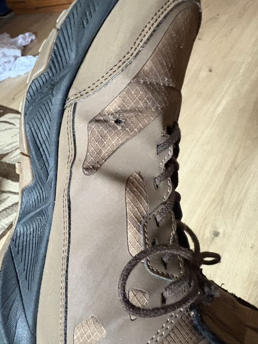Meskie buty sznurowane za kostke