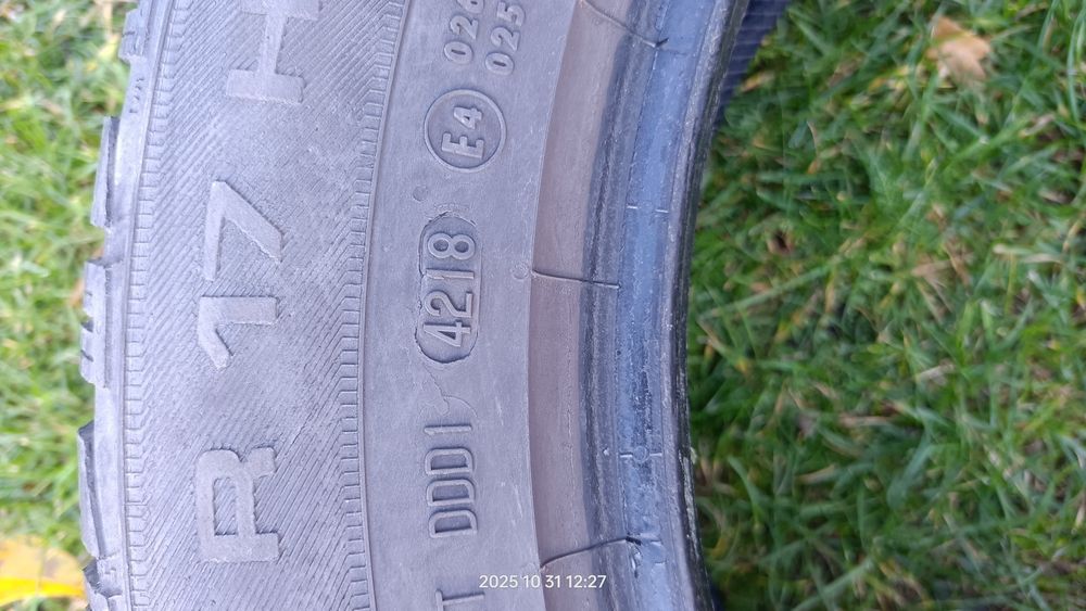 215 60 r17 Uniroyal MS plus 77