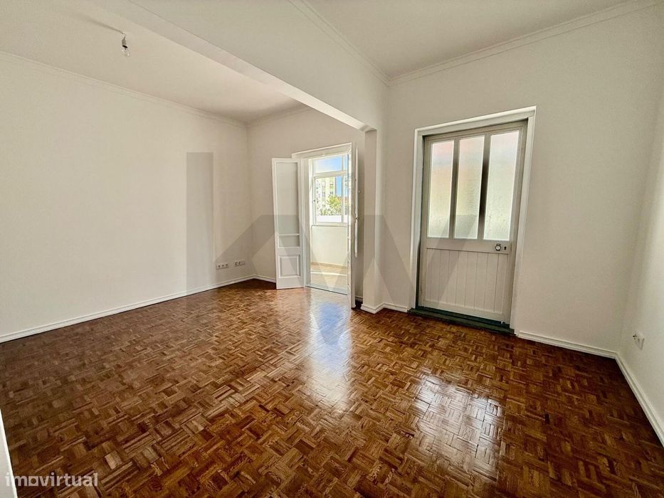 Apartamento T2 para arrendamento em Santarém