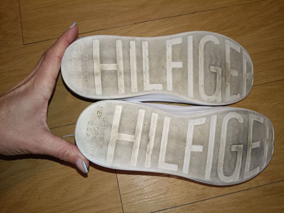 Tênis lindissimos Tommy Hilfiger