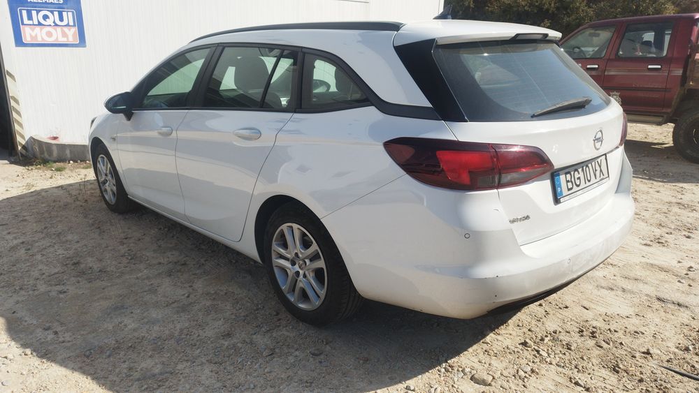 Opel astra k diesel — photo 4