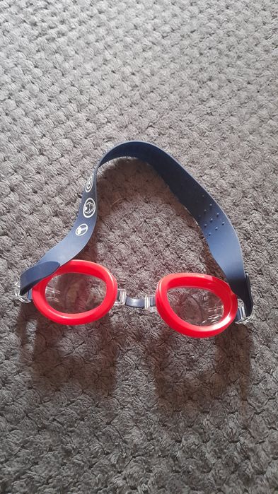 Продам окуляри для плавання avengers месники