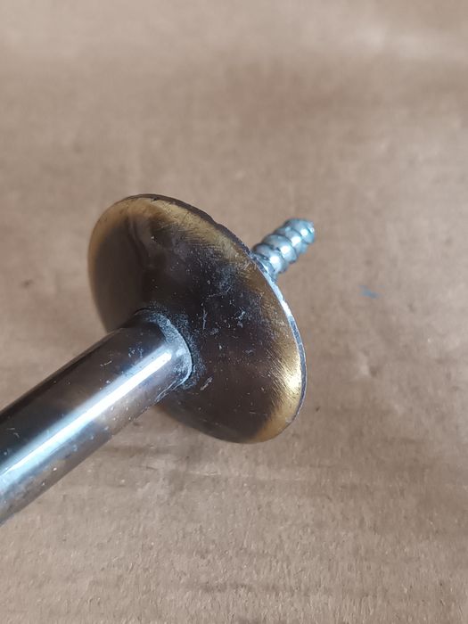 Conjunto de apoios para abraçadeiras de cortinas
