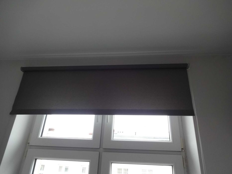 roleta szara 177x147