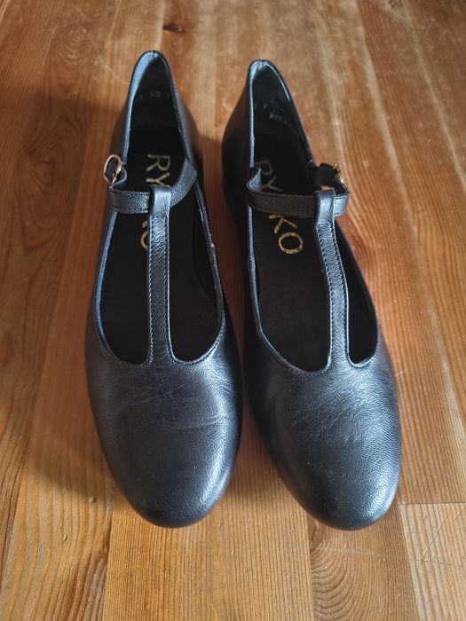 Buty damskie skórzane Ryłko 40.