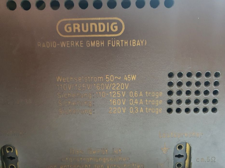 Radio lampowe Grundig typ 2068 Hi Fi