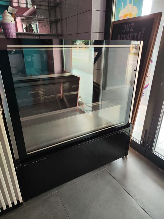 Witryna do lodów Lenari